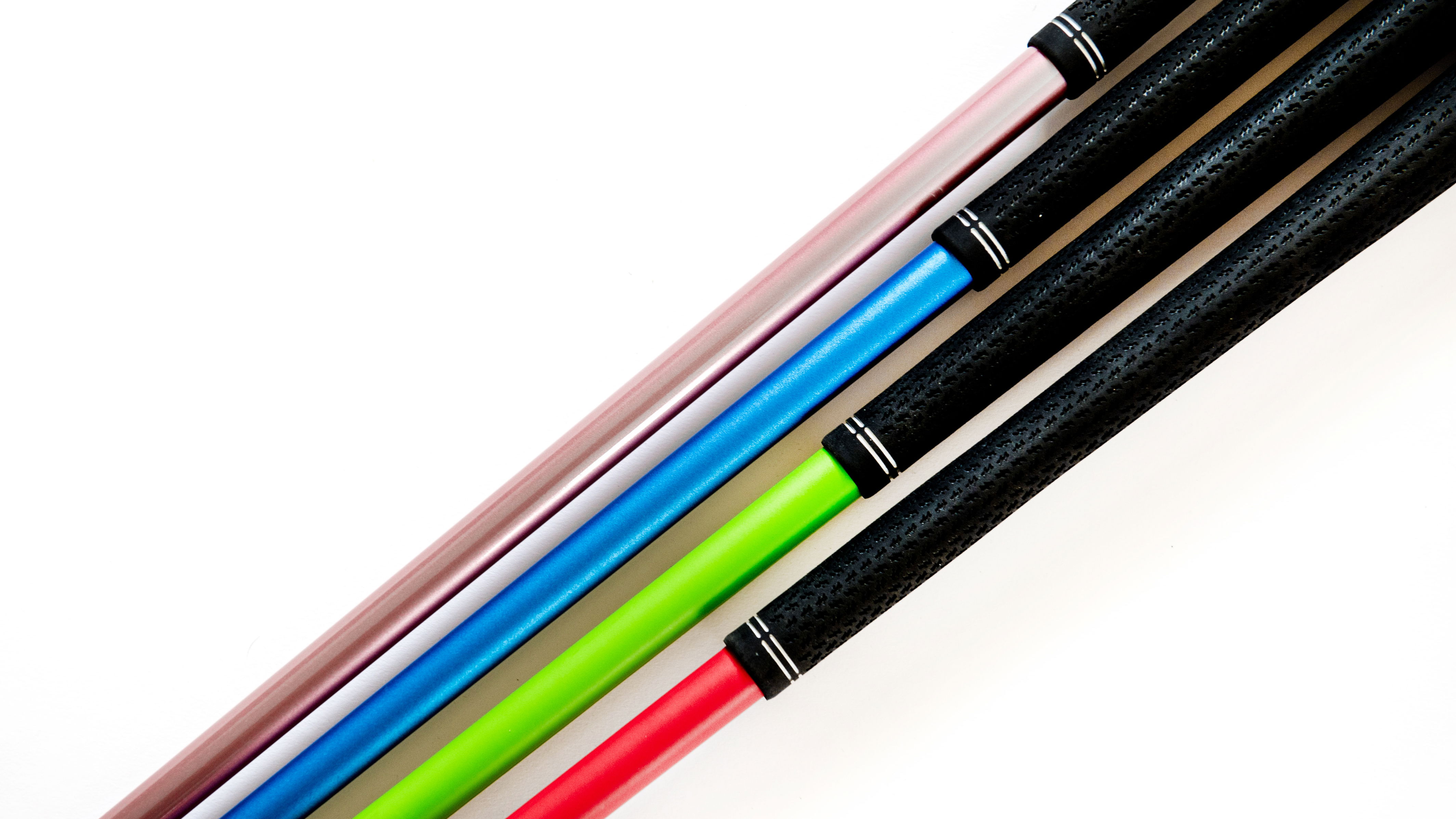 New UK start up Attayga Golf launches with range of custom shaft wraps